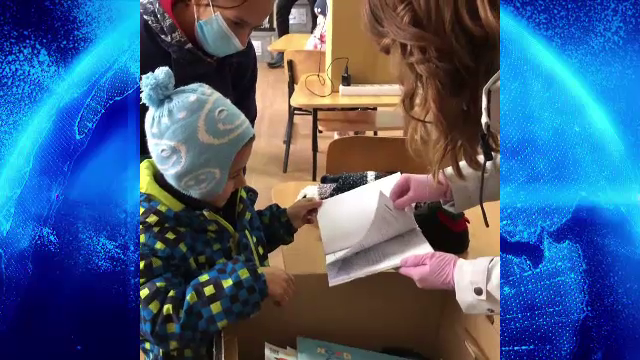 Voluntarii lui Moș Crăciun au făcut o bucurie celor mai puțin norocoși. Darurile primite de mai mulți copii