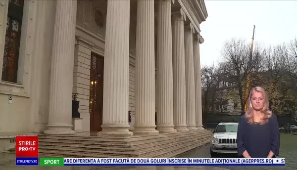 Ateneul Român a fost pictat un "graffiti tag". Asociație: ”E o formă de exprimare și nu trebuie neapărat oprită”