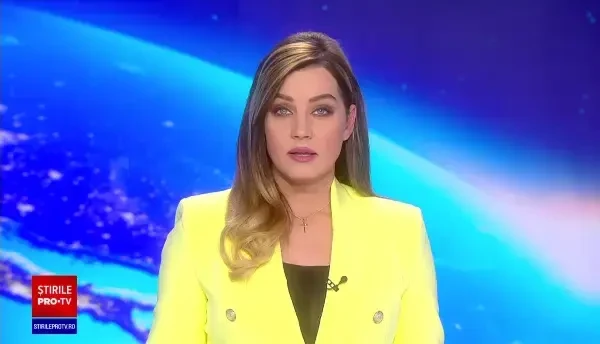 Doi șoferi din Iași și-au împărțit pumni și picioare în trafic. Bătaia a fost surprinsă de camerele de supraveghere din zonă