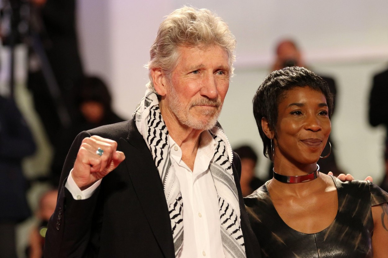 Roger Waters și Kamilah Chavis