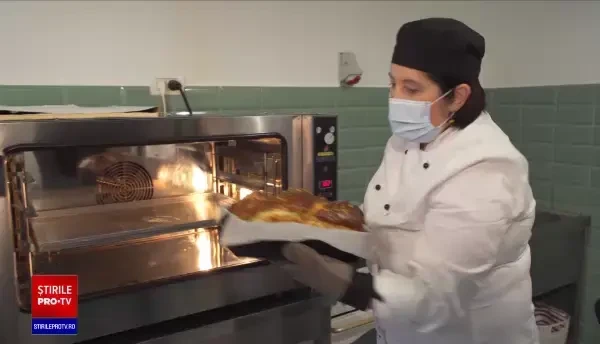 La ce trebuie să fim atenți atunci când cumpărăm cozonaci din comerț. Sfatul bucătarilor