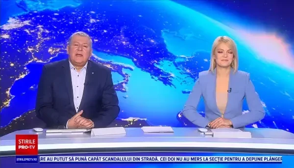 Polițiștii din Cluj-Napoca l-au ajutat pe Moș Crăciun să ducă daruri copiilor cu deficiențe de auz