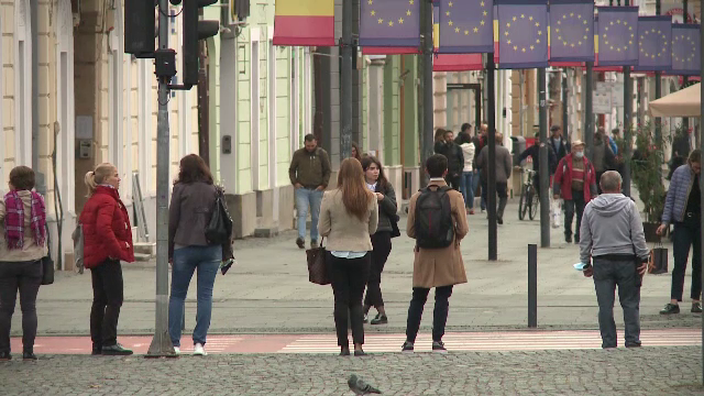 Exportăm oameni calificați, dar în țară piața forței de muncă e îngrijorătoare. Care sunt cauzele