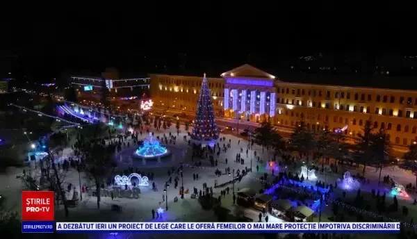 Concurs de sculpturi în gheață inspirat din basmele rusești, în Siberia. Ce sumă a fost în joc