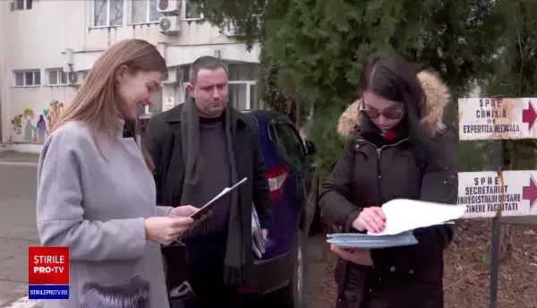 O mamă a intrat în greva foamei după ce fostul soț i-a luat fetița. Legal, copilul este în custodia femeii