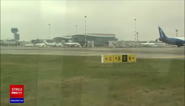 Un român trimis de poliția britanică în țară a evadat de sub escortă, pe aeroportul din Cluj-Napoca