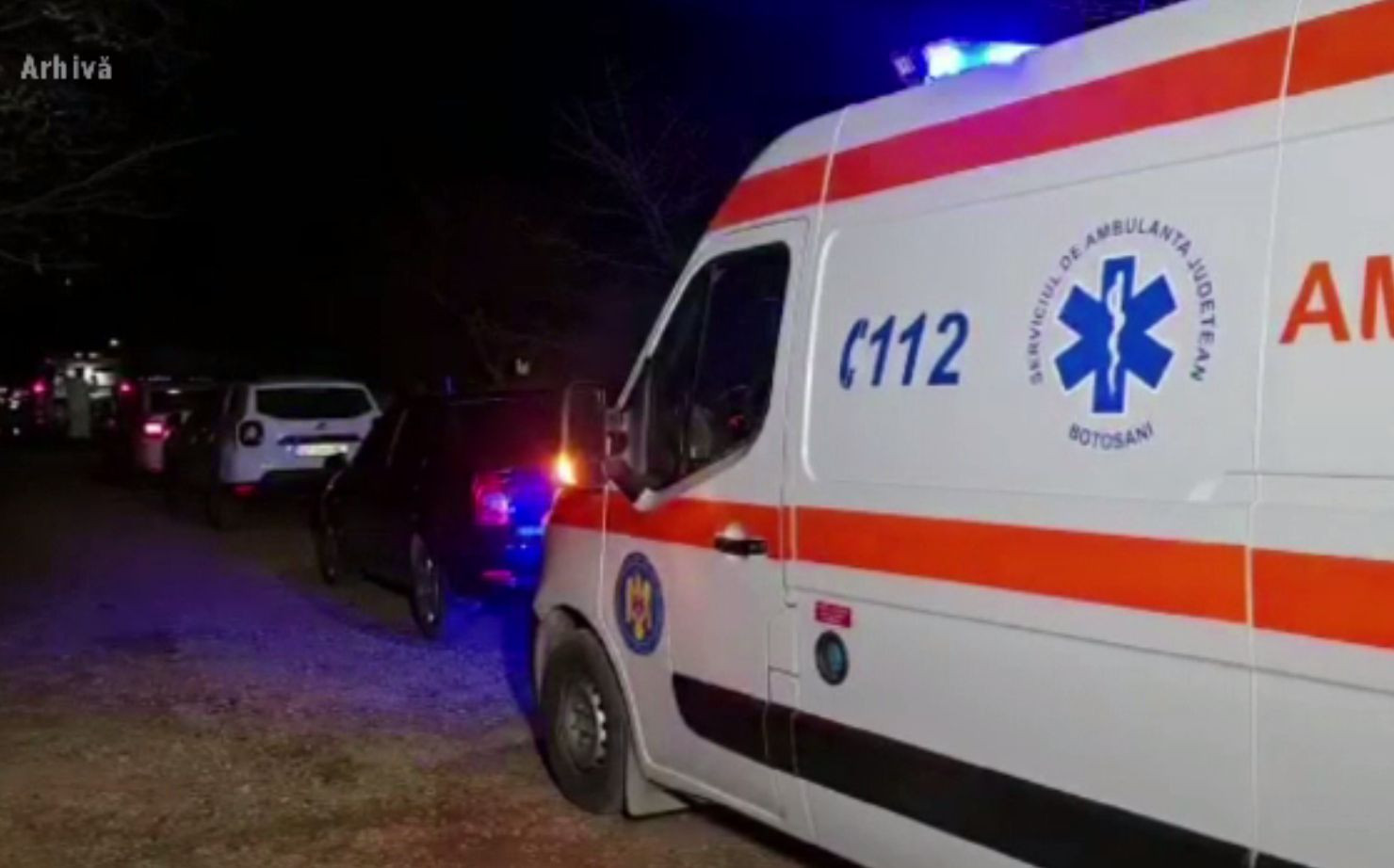 Un copil de trei ani din Focșani a căzut de la etajul doi al unui bloc. Cum a avut loc incidentul