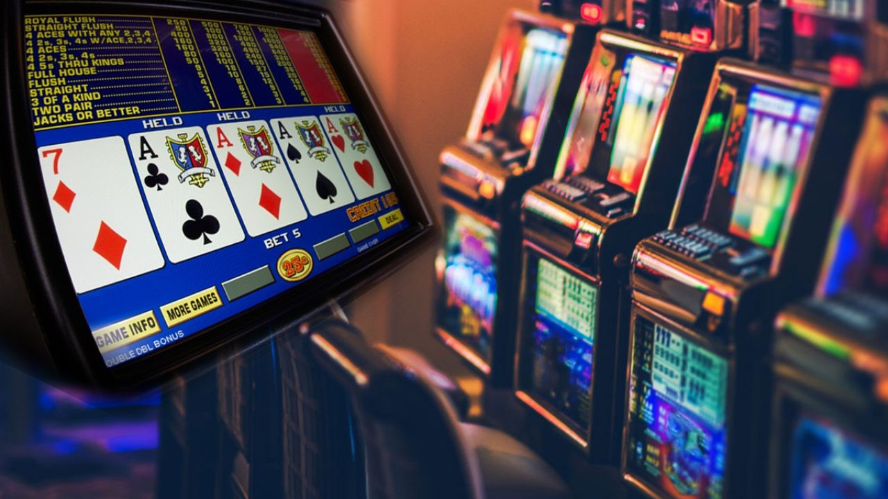 (P) Istoria neștiută a &icirc;ndrăgitului joc de Video Poker &icirc;și are originile &icirc;n anul 1979