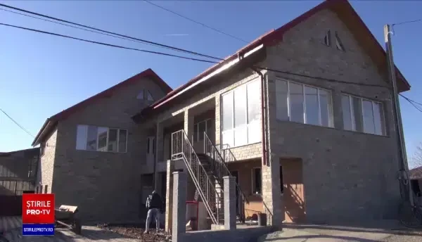 Explozie într-un mic magazin de lângă Roman, provocată de furtunul de la butelie defect