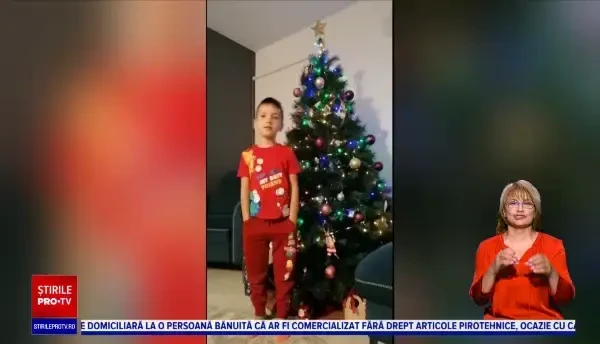 Mersul cu colindul este una dintre cele mai răspândite tradiții. Colindătorii sunt considerați aducători de noroc