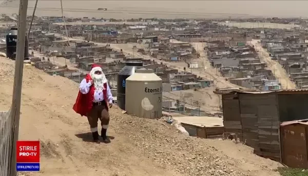 Moș Crăciun a adus daruri copiilor în plină vară, în Peru: ”Sunt foarte fericită”