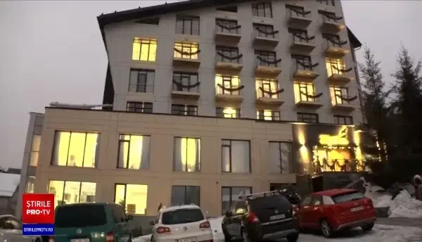 Stațiunile Azuga și Bușteni, fără apă. La un hotel de 4 stele, turiștii au primit bidoane cu apă