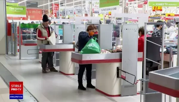 Din toată Uniunea Europeană, românii cheltuie cei mai mulți bani pe mâncare. Educația, cel mai puțin