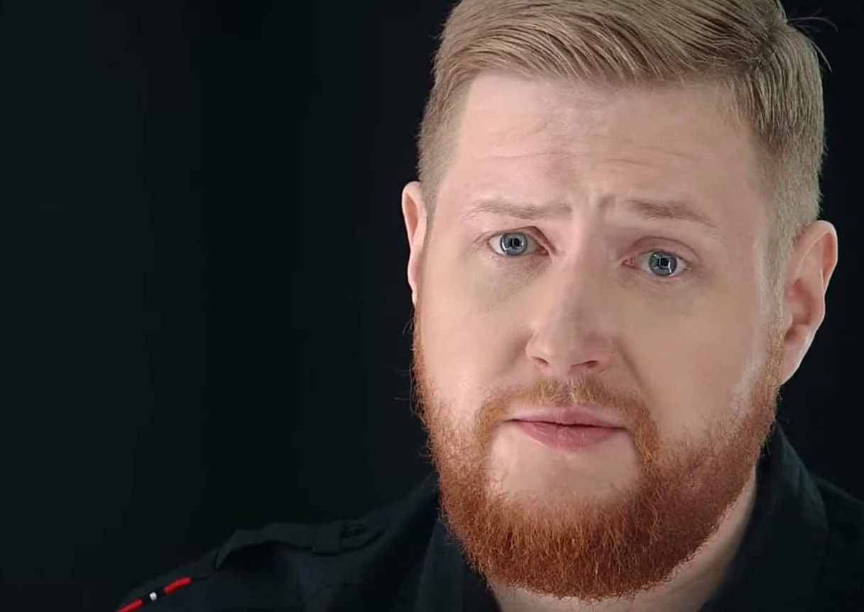 Redactorul-șef al publicației Sputnik a murit după ce a căzut de la etajul patru al unei clădiri