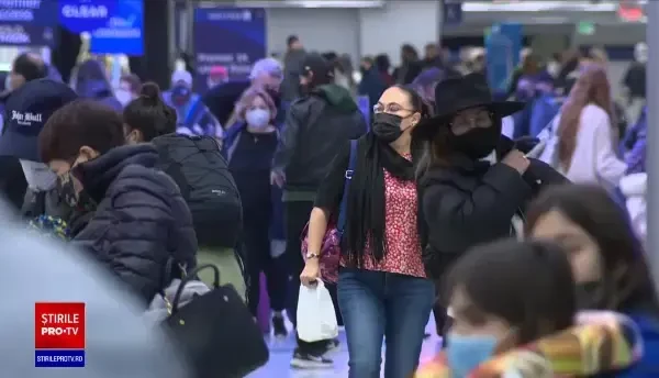 Răspândirea explozivă a Omicron a dat peste cap cursele aeriene din SUA și China. Mii de zboruri afectate într-o singură zi