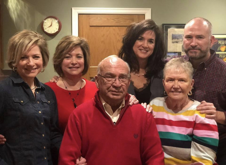 Un bărbat diagnosticat cu septicemie a murit după ce a așteptat 15 zile să primească un pat într-un spital