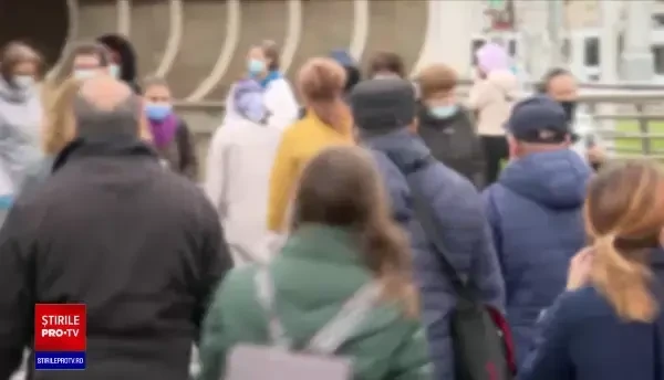 De teama COVID-19, românii ajung să ia tot mai multe suplimente alimentare. Când devin dăunătoare