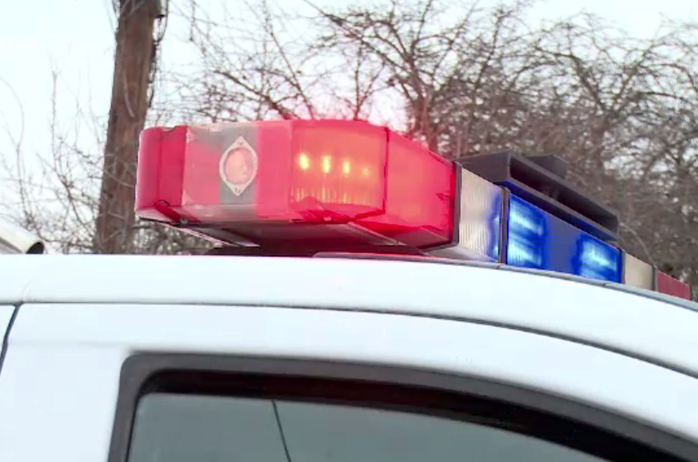 Un tânăr și-a înjunghiat mortal tatăl la locul de muncă, în Constanța. Ce a făcut după