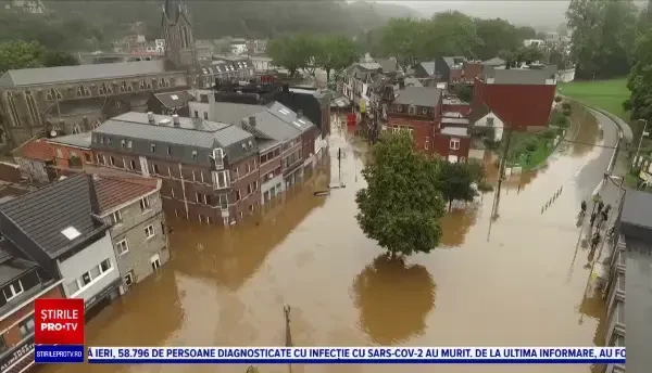 Fenomene meteo extreme în 2021, în toată lumea. De la inundații și tornade, la incendii mistuitoare și vortexul polar