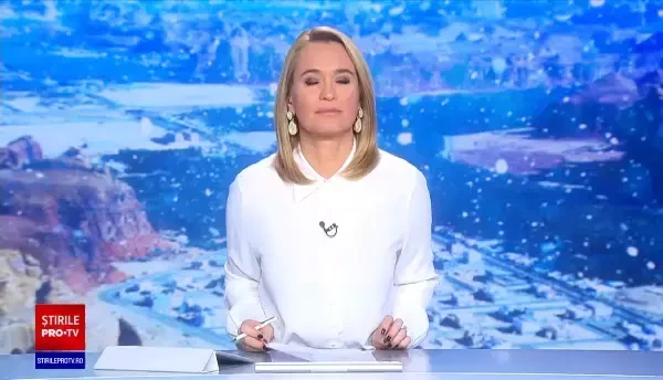 Fenomen meteo rar în Arabia Saudită. A nins abundent în mai multe regiuni ale țării, iar oamenii au dansat de bucurie