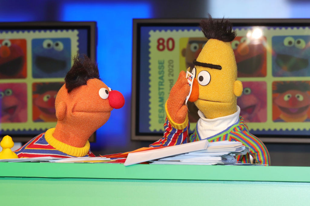 A murit muzicianul Stephen J. Lawrence, cunoscut pentru melodiile de pe coloana sonoră a serialului "Sesame Street"