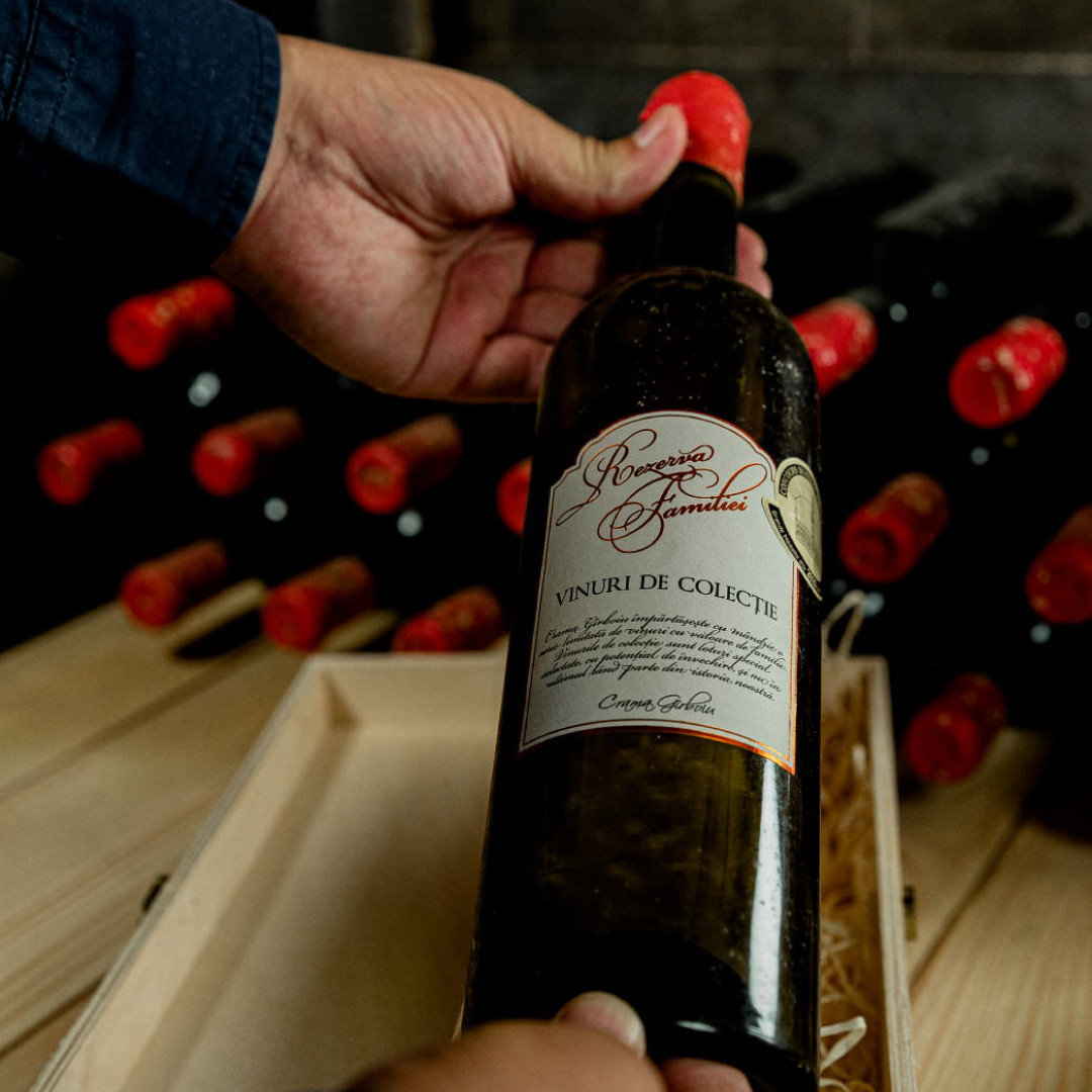 (P) De Crăciun sărbătorește cu un vin de la Crama Gîrboiu!