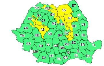 Cod galben de intensificări ale vântului în zone din 14 judeţe, de marţi seara până miercuri după-amiaza