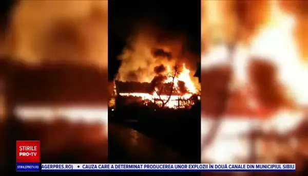 O gospodărie din Bistrița-Năsăud a fost făcută scrum de un incendiu violent. Focul ar fi fost pus intenționat