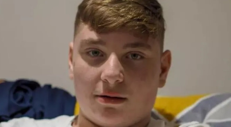 Un român de 16 ani a fost înjunghiat mortal la Londra: Mi-am adus copilul pentru o viață mai bună și îl iau în coșciug