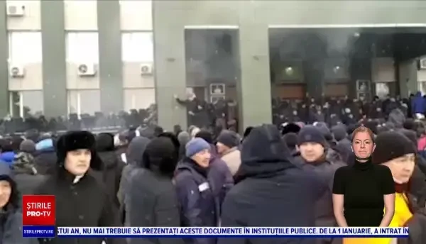 Stare de urgență în Kazahstan. Mulţimea a luat cu asalt și a incendiat clădiri guvernamentale