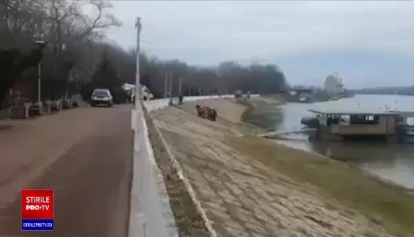 Dublă sinucidere la Călăraşi. Două femei și un bărbat s-au aruncat în Dunăre. Bărbatul a supraviețuit