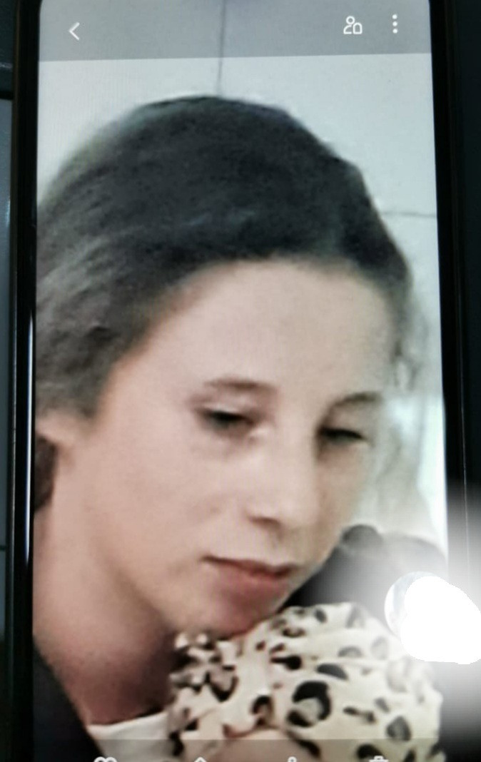 O fată de 14 ani din județul Galați a dispărut de acasă. Semnalmentele adolescentei