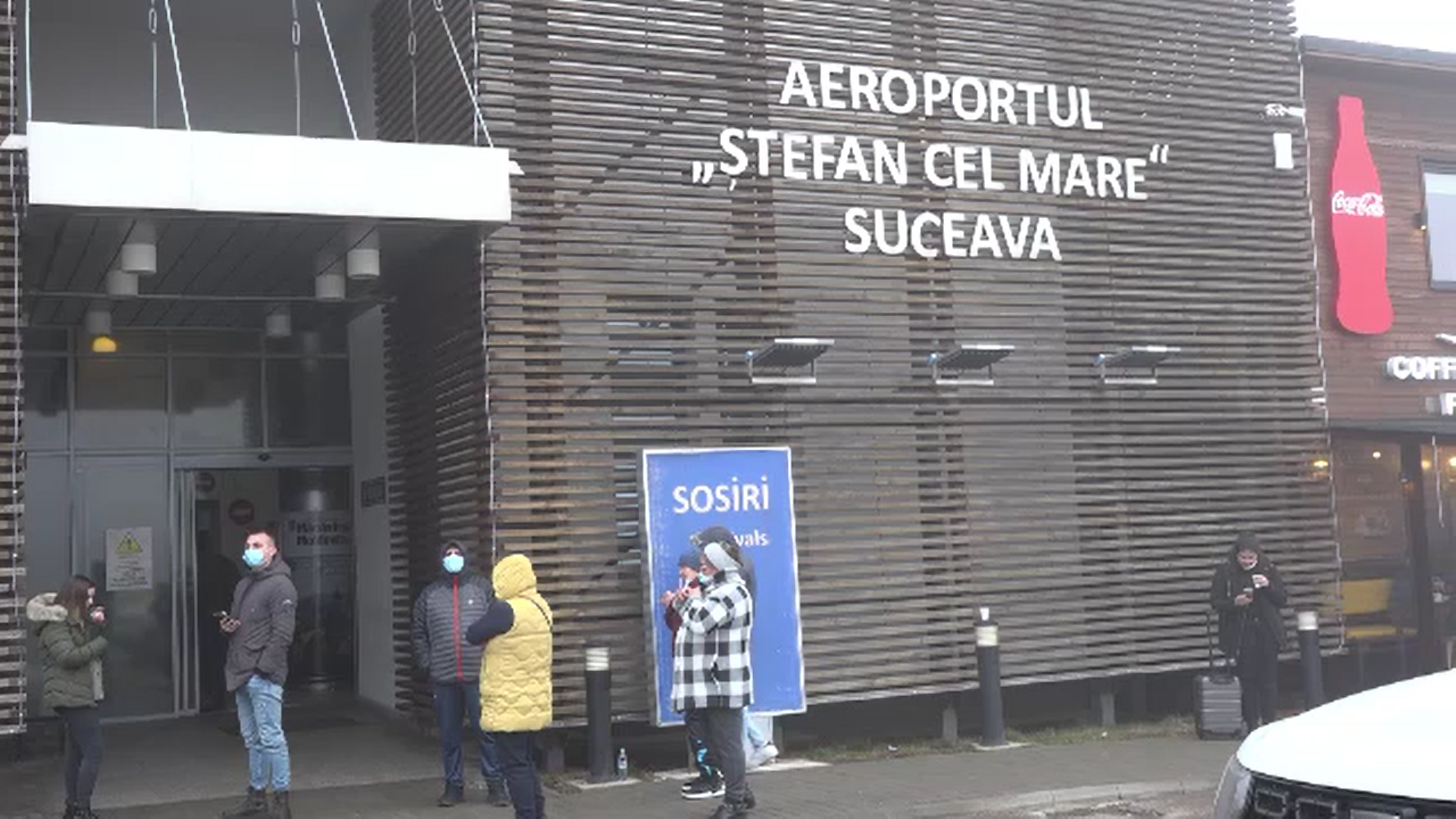 Traficul aerian pe aeroportul din Suceava, dat peste cap de ceață. Mai multe curse au avut întârzieri