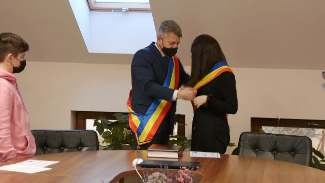 Comuna din România în care copiii și-au ales un primar doar al lor. Proiectul a fost finanțat din bugetul local