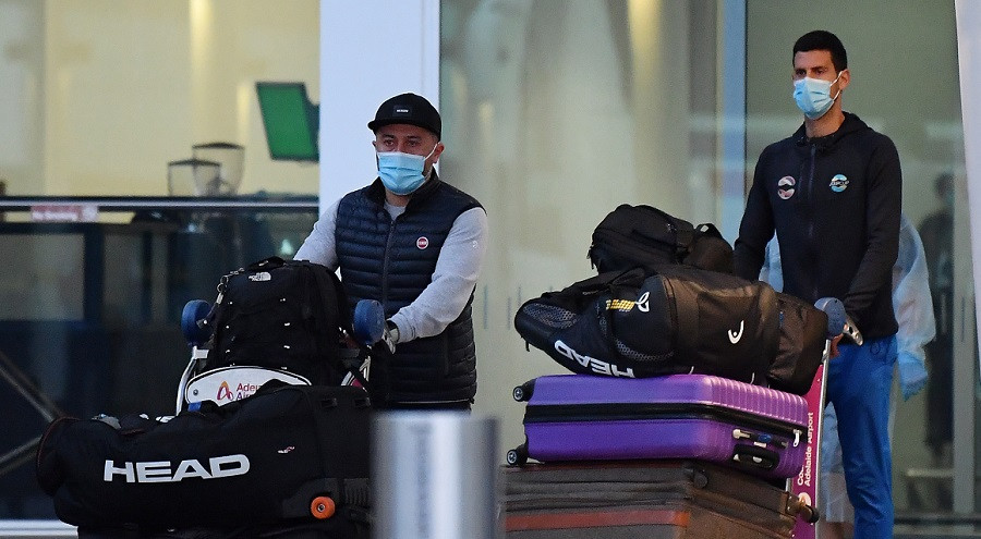 Dialogul complet purtat de Djokovic cu polițiștii de frontieră din Australia: "Nu sunt vaccinat! Am avut Covid de două ori"