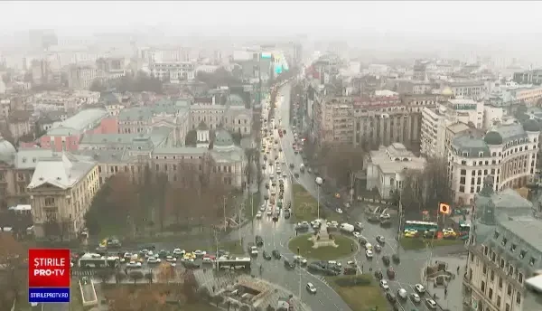 De ce nu reușesc edilii să rezolve problema traficului din București: sistem incomplet, pe care l-au mai și pierdut