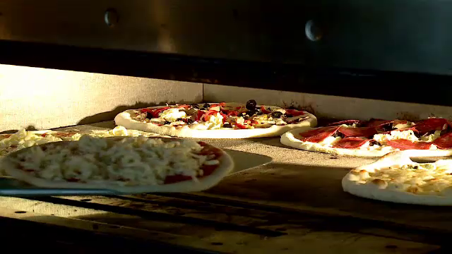 Preparatele care se gătesc rapid au rămas în topul preferințelor culinare ale românilor care își comandă mâncarea