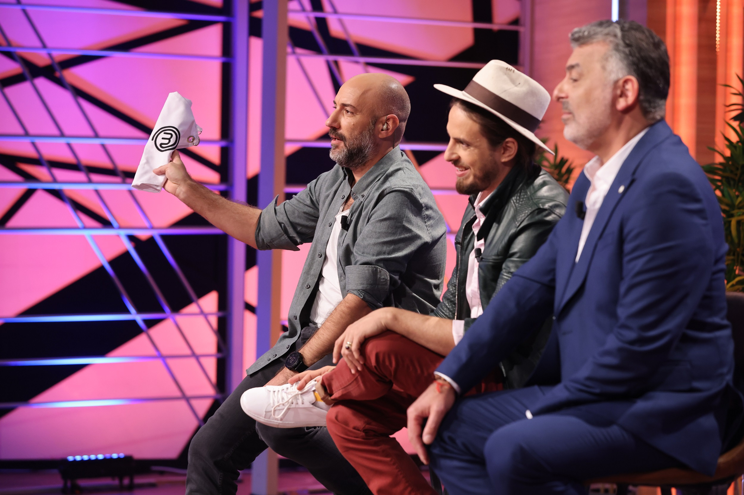 Începe MasterChef: „O să fac infarct, o să fiu primul concurent care moare, în direct, la televizor”