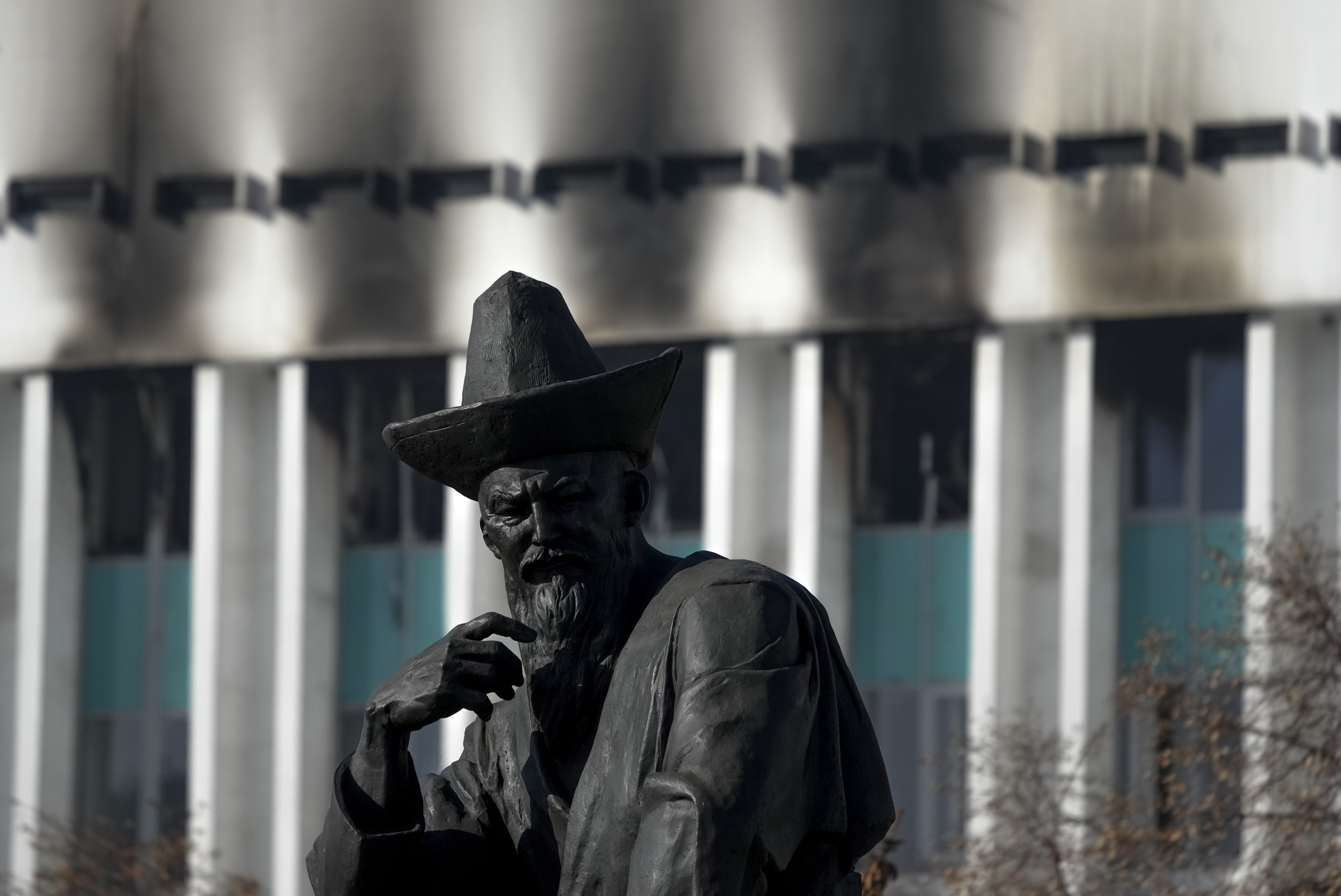 Preşedintele Kazahstanului promite reconstruirea oraşului Almatî după revoltele sângeroase