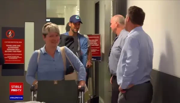 Novak Djokovic recunoaște că a încălcat regulile sanitare, după ce a fost testat pozitiv COVID. Viza sa, din nou în pericol