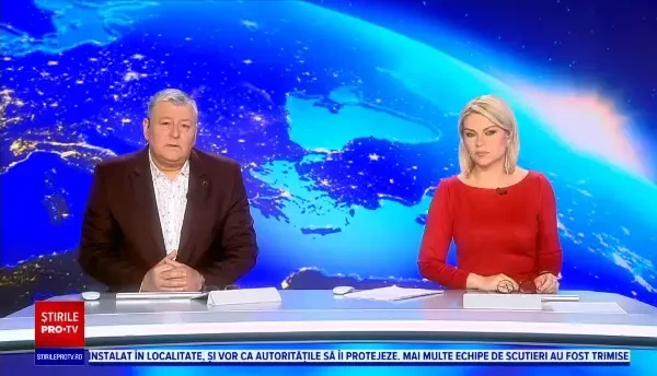 Incendiu violent la o casă din Argeș. Vecinii au intervenit înainte de sosirea pompierilor