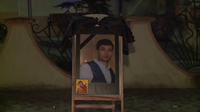 Forțele de ordine au împânzit Bolintin-Vale, la înmormânarea tânărului ucis de romi