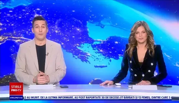 Intervenție neobișnuită. Cum a fost salvată o lebădă blocată în apele înghețate ale Prutului