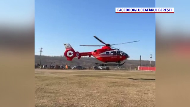 Prima repriză a unui meci din Galați a fost întreruptă de un elicopter SMURD. Care a fost motivul