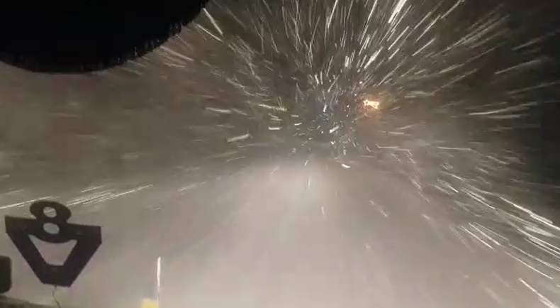 Toate drumurile din Constanța au fost închise din cauza viscolului