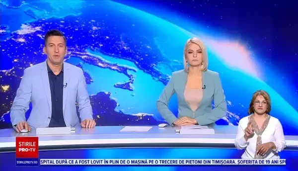 O vacă de aproximativ o tonă a rămas captivă în nămol. Pompierii au fost chemați să o salveze