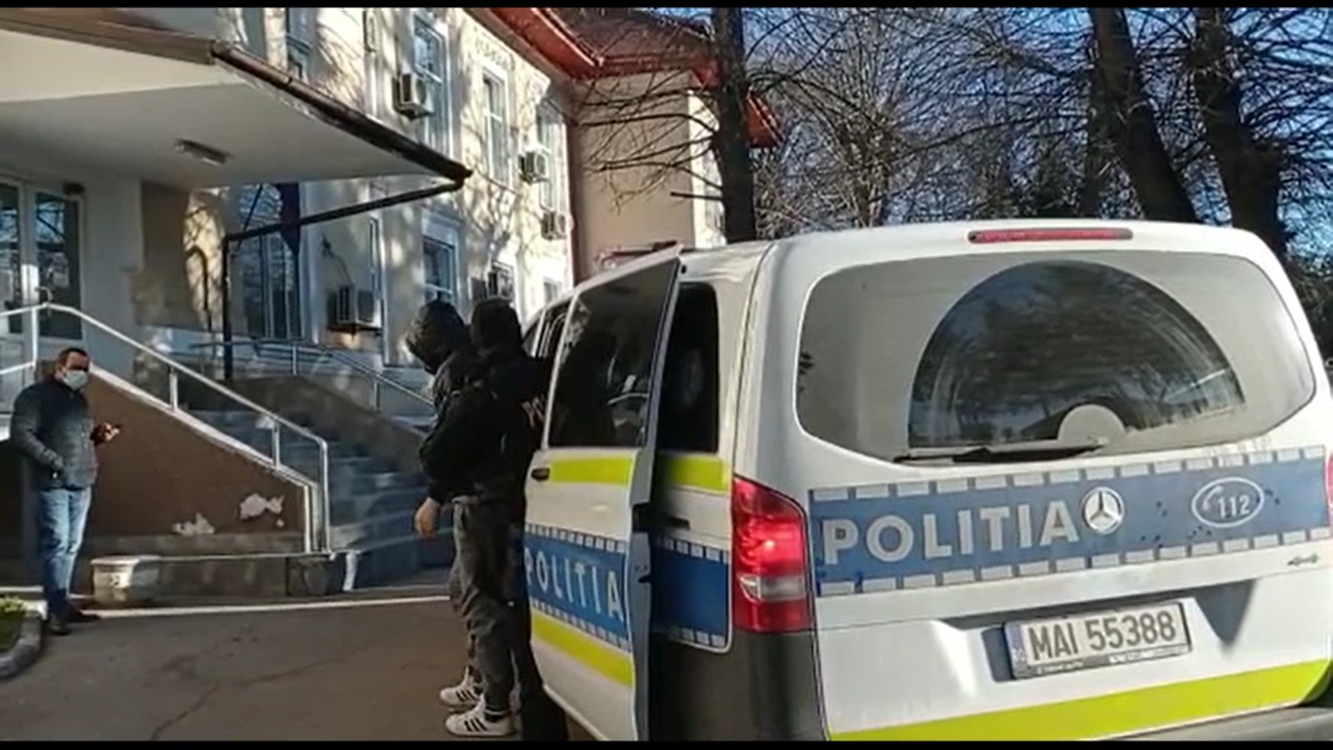 Tâlhăria din Popești Leordeni a fost extrem de bine planificată. Ce au făcut hoții înainte să părăsească locuința