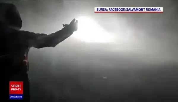 Vântul a bătut furios în aproape toată țara. A fost prăpăd pe Transalpina, redeschisă dimineața