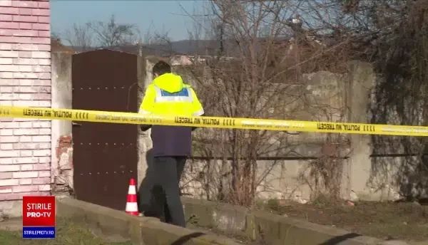 O polițistă s-a împușcat în cap, în baia gării din Strehaia. Principala ipoteză a anchetatorilor