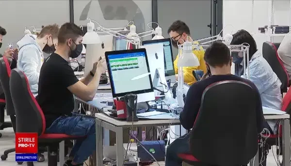 Românii preferă laptopuri și telefoane second hand recondiționate. Prețurile sunt mult mai mici